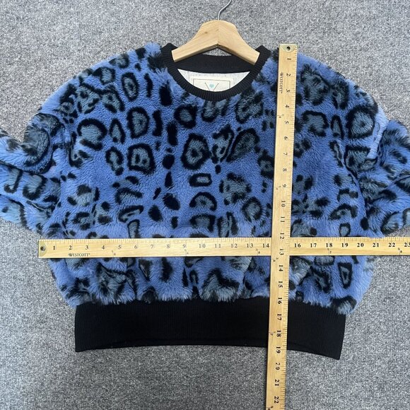 Blue Leopard Print Faux Fur Cropped Sweater By Angel Kiss Medium - Picture 4 of 4